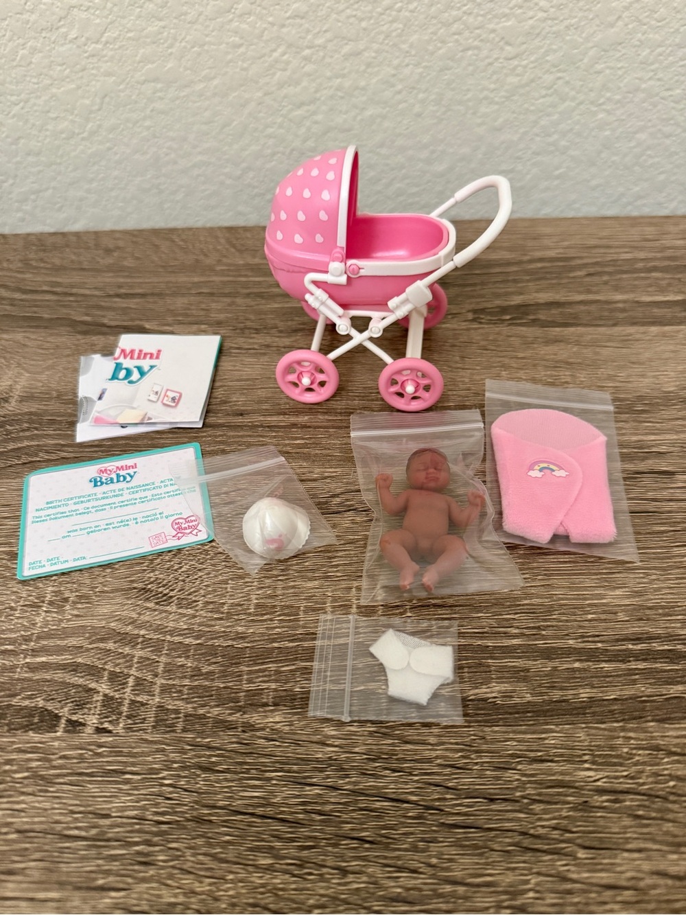 Zuru My Mini Baby Pink Stroller Series 1